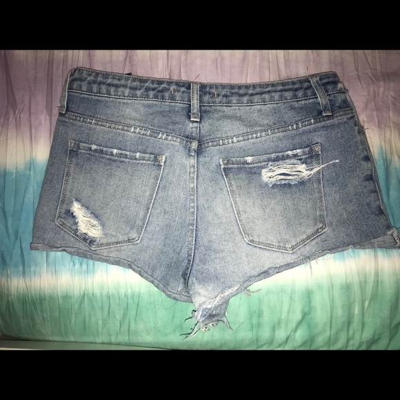 Klique B Jean Shorts - Picture 2 of 3
